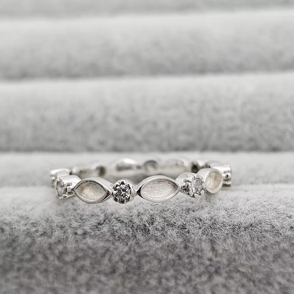 MEMORIAL FULL SMOOTH EDGE CZ MARQUISE RING