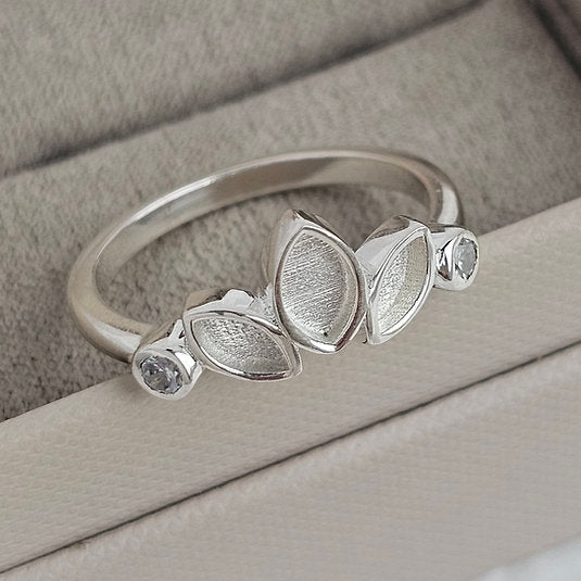 MEMORIAL TRIPLE MARQUISE BEZEL CV RING