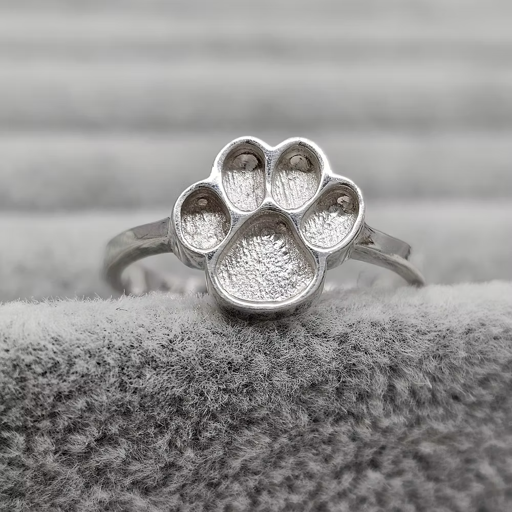 MEMORIAL PAW PRINT RING