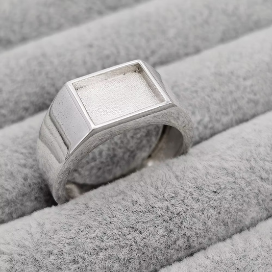 MEMORIAL MENS RECTANGULAR SIGNET RING