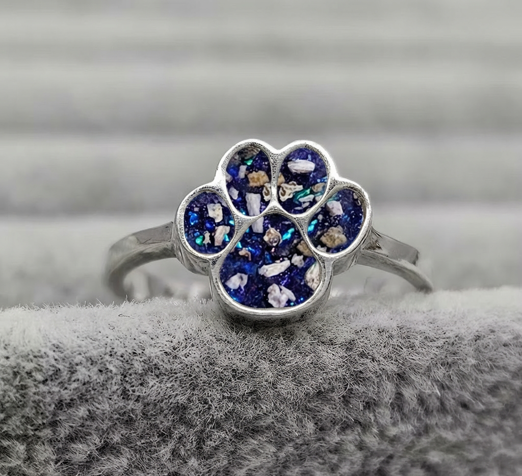 MEMORIAL PAW PRINT RING
